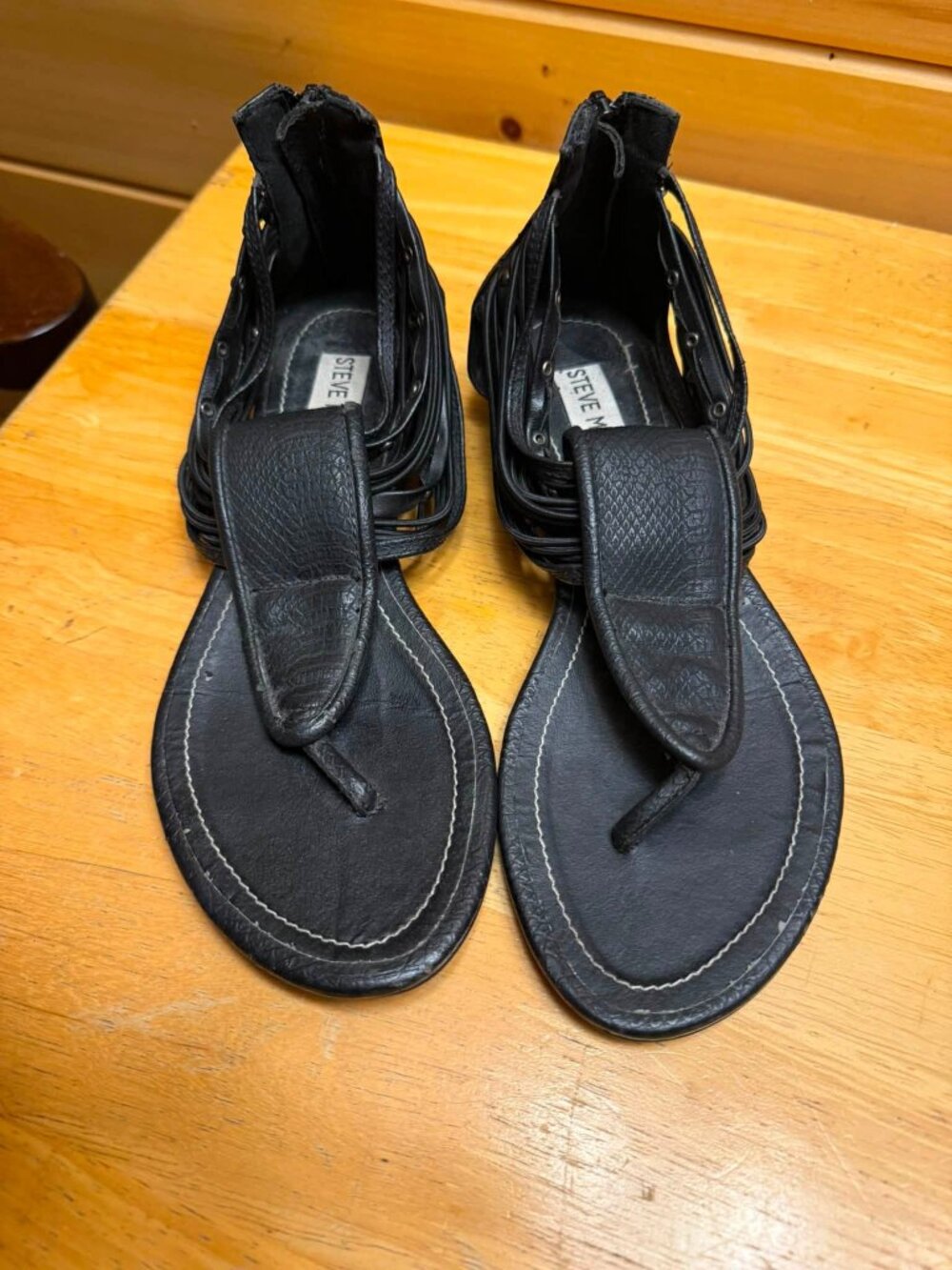 Steve Madden Thong Sandals - Size 6